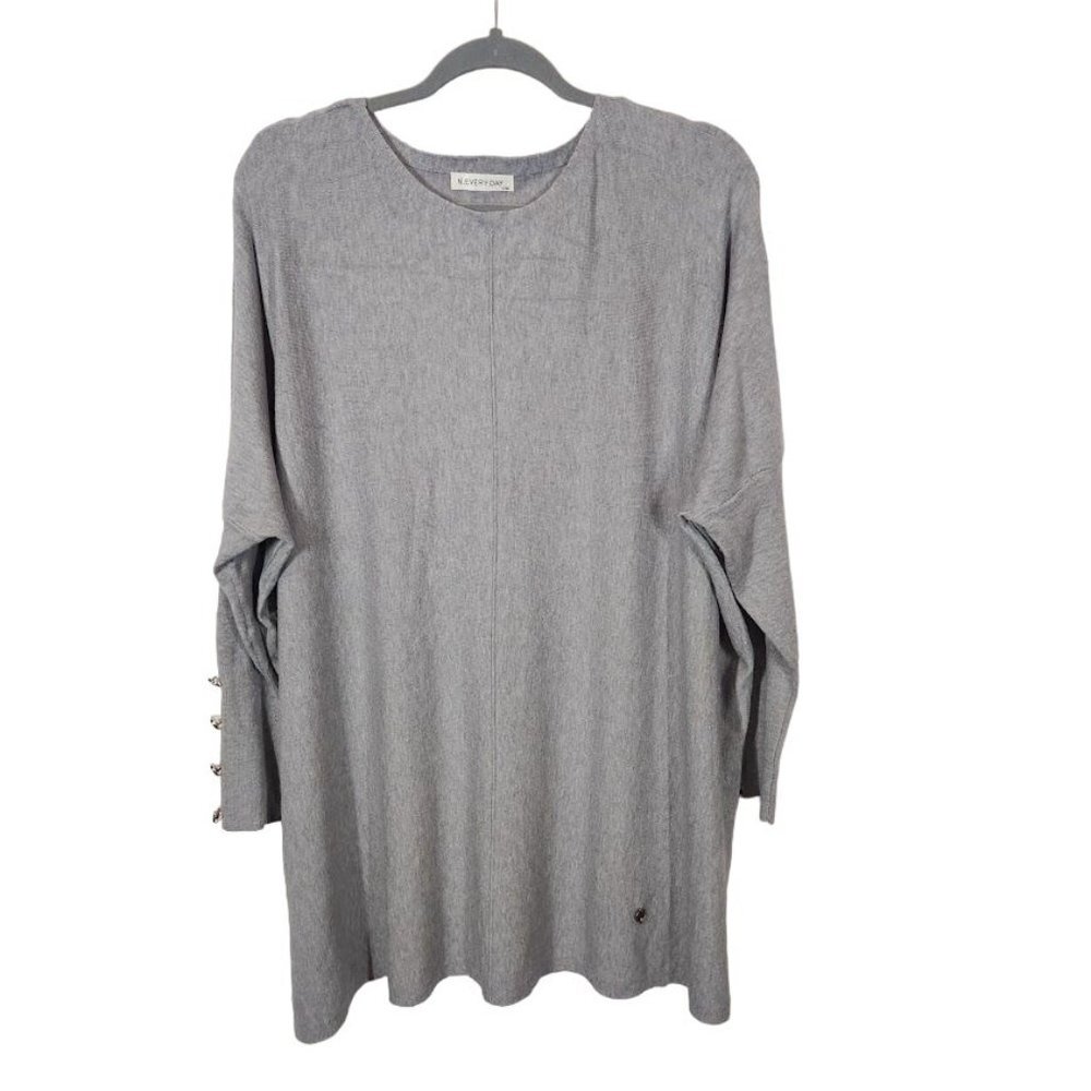 N. Every‎ Day Long Sleeve Button Detail Knit Tunic in Gray - Size S/M